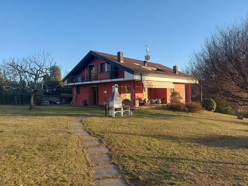 APPARTAMENTO INDIPENDENTE IN CASA SINGOLA