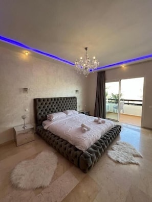 2 bedrooms, bed sheets