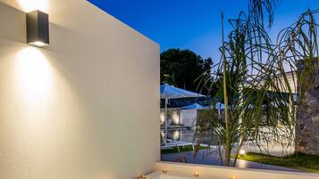 Suite-Fresh with SpaBath | Private spa tub
