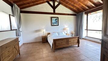 2 Schlafzimmer, Bügeleisen/Bügelbrett, Reisekinderbett, kostenloses WLAN