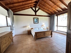 2 Schlafzimmer, Bügeleisen/Bügelbrett, Reisekinderbett, kostenloses WLAN