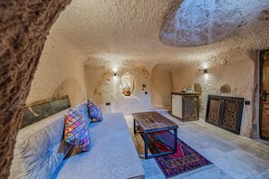 华丽三人房 | 起居区 | 加热地板