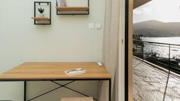 Apartment | Living area | Smart TV