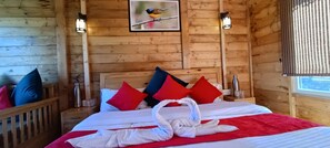 Kamar Eksekutif | Meja kerja dan Wi-Fi gratis