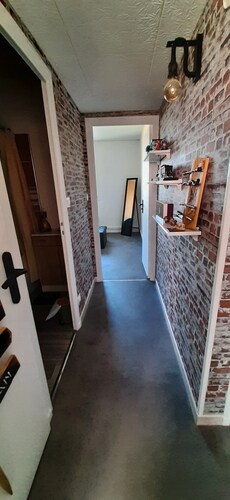 Apartment in quiet residence, 5min from 24h