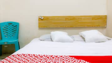 Kamar Double Standar | Wi-Fi gratis dan seprai linen