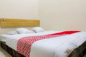 标准双人房 | 免费 WiFi、床单