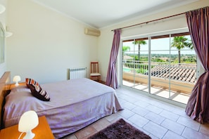 7 habitaciones, wifi y ropa de cama