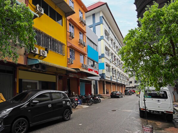 Exterior - Hotel O Pelangi House 789 Syariah (Batam)