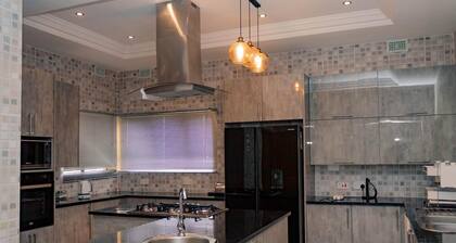 Pomona BB House in Pomona Harare 7 Suites Executive & Group Options Best Value