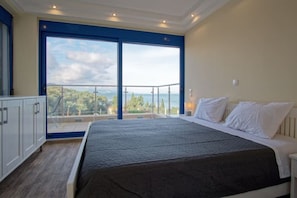 4 soverom, strykejern/-brett, wi-fi (inkludert) og sengetøy