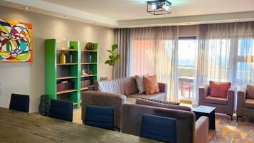 Apartemen Eksekutif, 3 kamar tidur, Bebas Asap Rokok, pemandangan kota | Pemandangan dari kamar