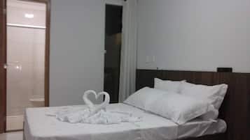 Quarto casal básico | Wi-Fi de cortesia