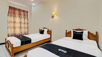 Phòng đôi hoặc 2 giường đơn Deluxe | Truy cập Internet không dây miễn phí, bộ trải giường