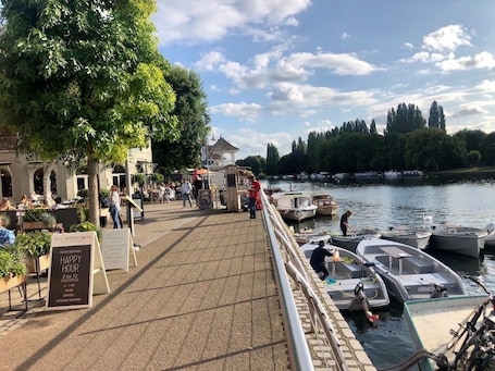 Marina. Surbiton Home-Free parking Surbiton Kingston upon Thames Surrey Greater LondonUK