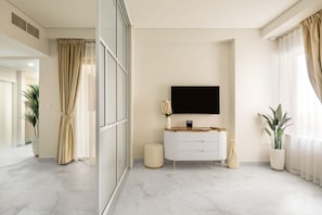 1 quarto, roupas de cama premium, cofres nos quartos, escrivaninha
