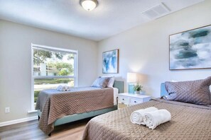 5 bedrooms, desk, iron/ironing board, free WiFi