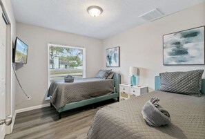 5 Schlafzimmer, Schreibtisch, Bügeleisen/Bügelbrett, kostenloses WLAN