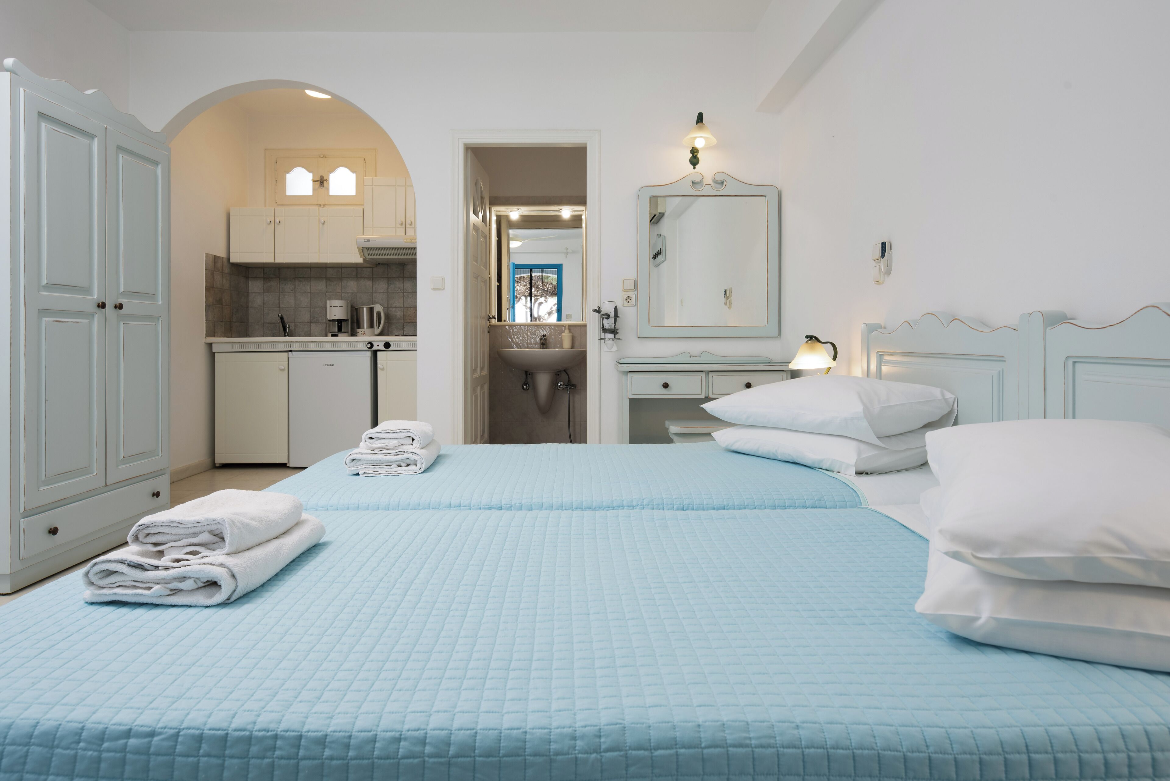 Desk, iron/ironing board, free WiFi, bed sheets