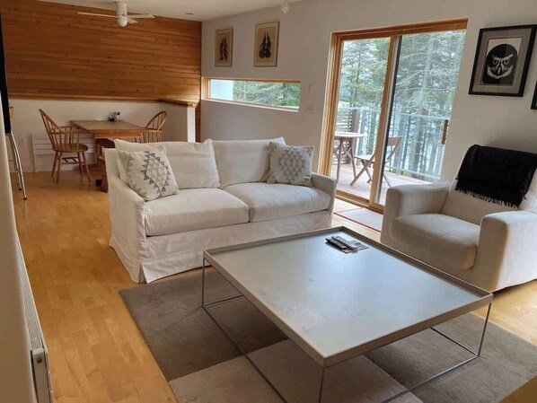 Imagen sin descripción, 1 de 18, botón