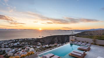 2 outdoor pools, pool umbrellas, sun loungers