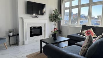 Smart TV, books