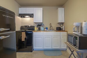Ferienhaus (1 Bedroom) | Eigene Küche | Mikrowelle, Ofen, Esstisch