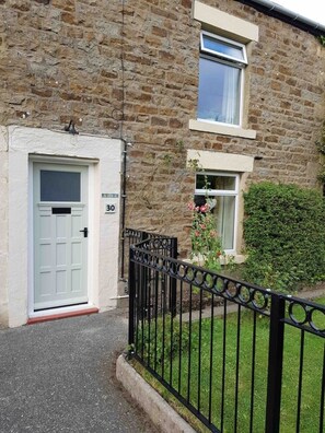 Exterior detail - Stunning Pet friendly Cottage in beautiful Weardale (Ireshopeburn)