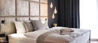 THE Newsha Signature Home