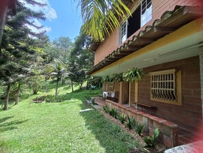 CASA CUENCA | Water view - Biohotel Ecohouse (Guarne)