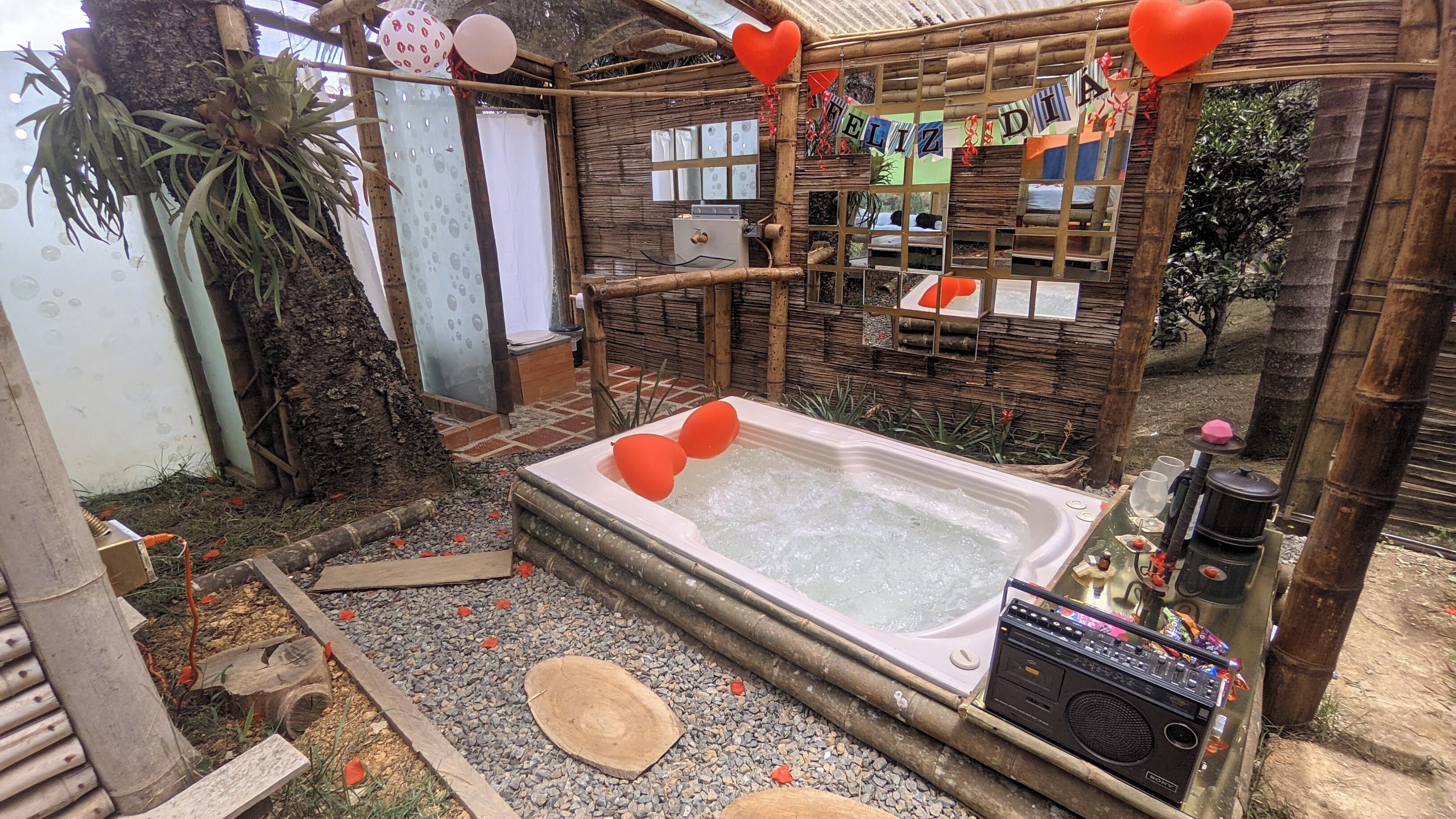 GLAMPING EL CRISTAL | วิวสวน