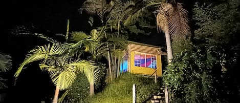 GLAMPING EL CRISTAL | Vista al jardín