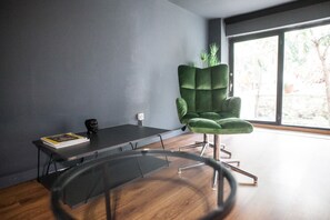 Apartment | 2 bedrooms, free WiFi - Modern Industrial Apt In Neos Kosmos (Athens)