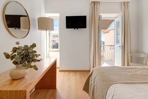 1 habitación, tabla de planchar con plancha, wifi gratis y ropa de cama 
