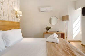 1 chambre, fer et planche à repasser, Wi-Fi gratuit, draps fournis