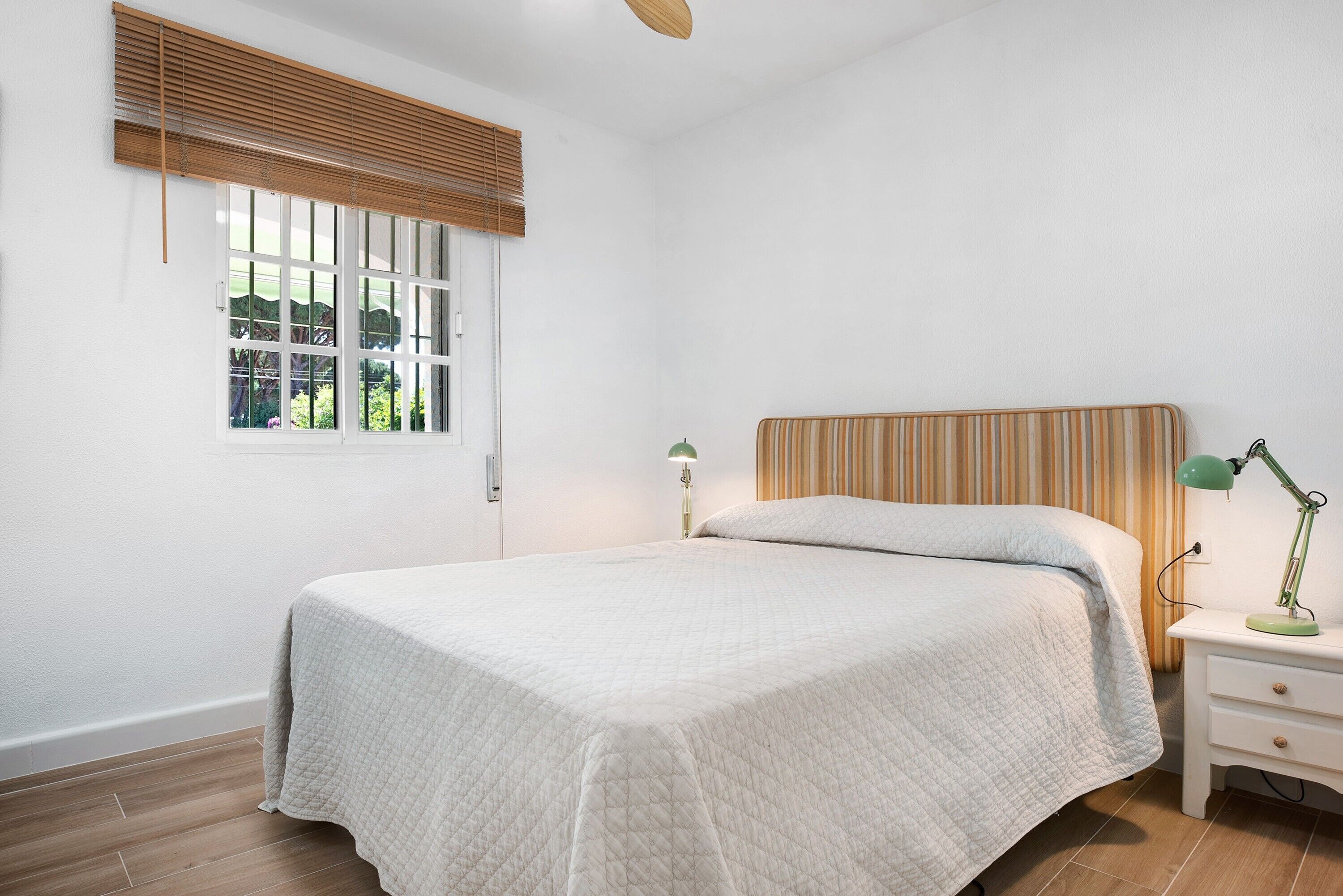 4 bedrooms, free WiFi, bed sheets