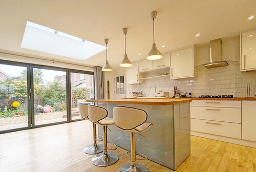 The Rock House -  a family house that sleeps 8 guests  in 3 bedrooms