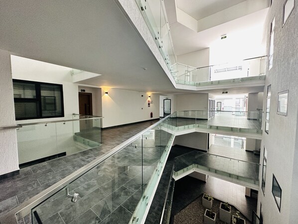 Interior - Cozy 2 bedroom apartment in Labone (Accra)