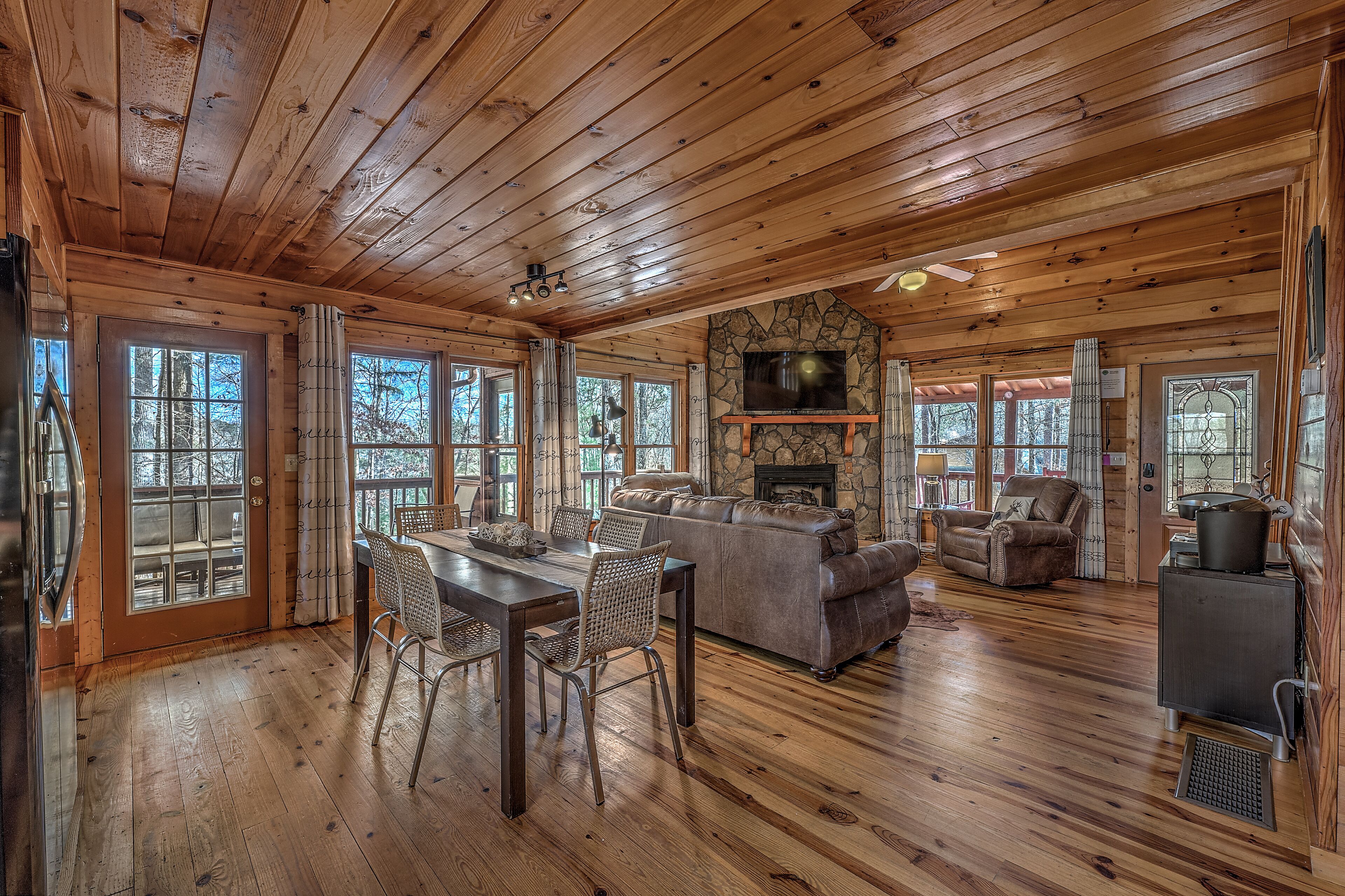 智能电视、壁炉、打印机