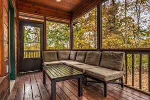 Property grounds - 3 Kings, Hot tub, Pool Table, Community Pools and Amenities! (Ellijay)