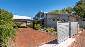 Exterior - Bussell Hideaway Haven (West Busselton)