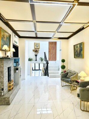 Reception - NAVA Hotel Yerevan (Yerevan)
