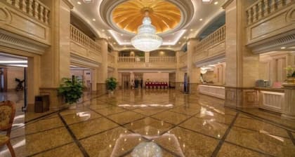 Guangning Overseas Chinese Hotel