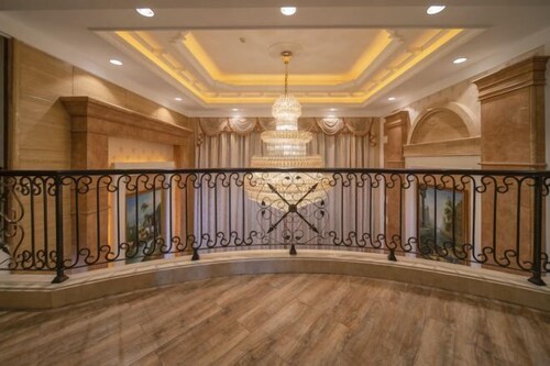 Guangning Overseas Chinese Hotel