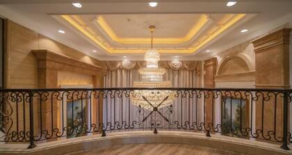 Guangning Overseas Chinese Hotel