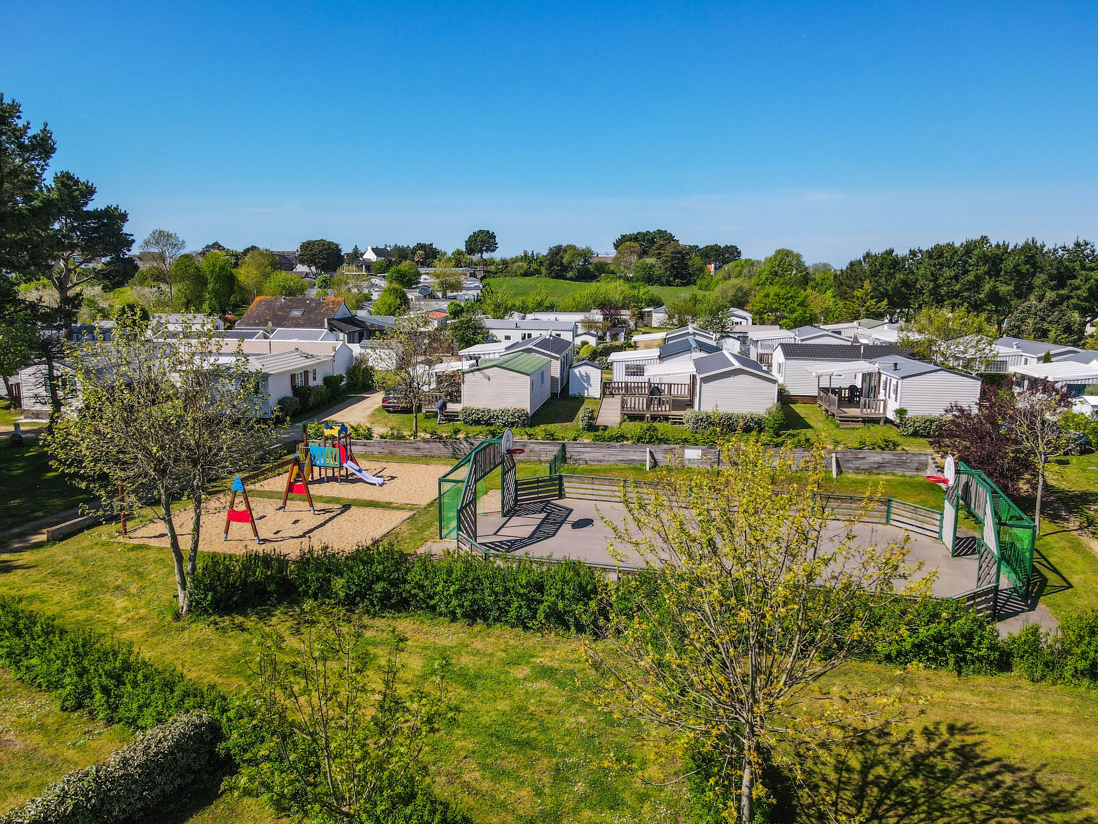 Children’s play area – outdoor