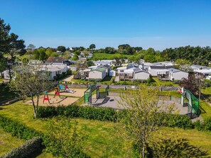 Außen-Kinderspielplatz