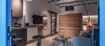 Houmi Orzán - Apt. Rosalia de Castro