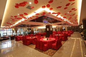 Banquet hall - Ruipu Hotel (Daozhen)