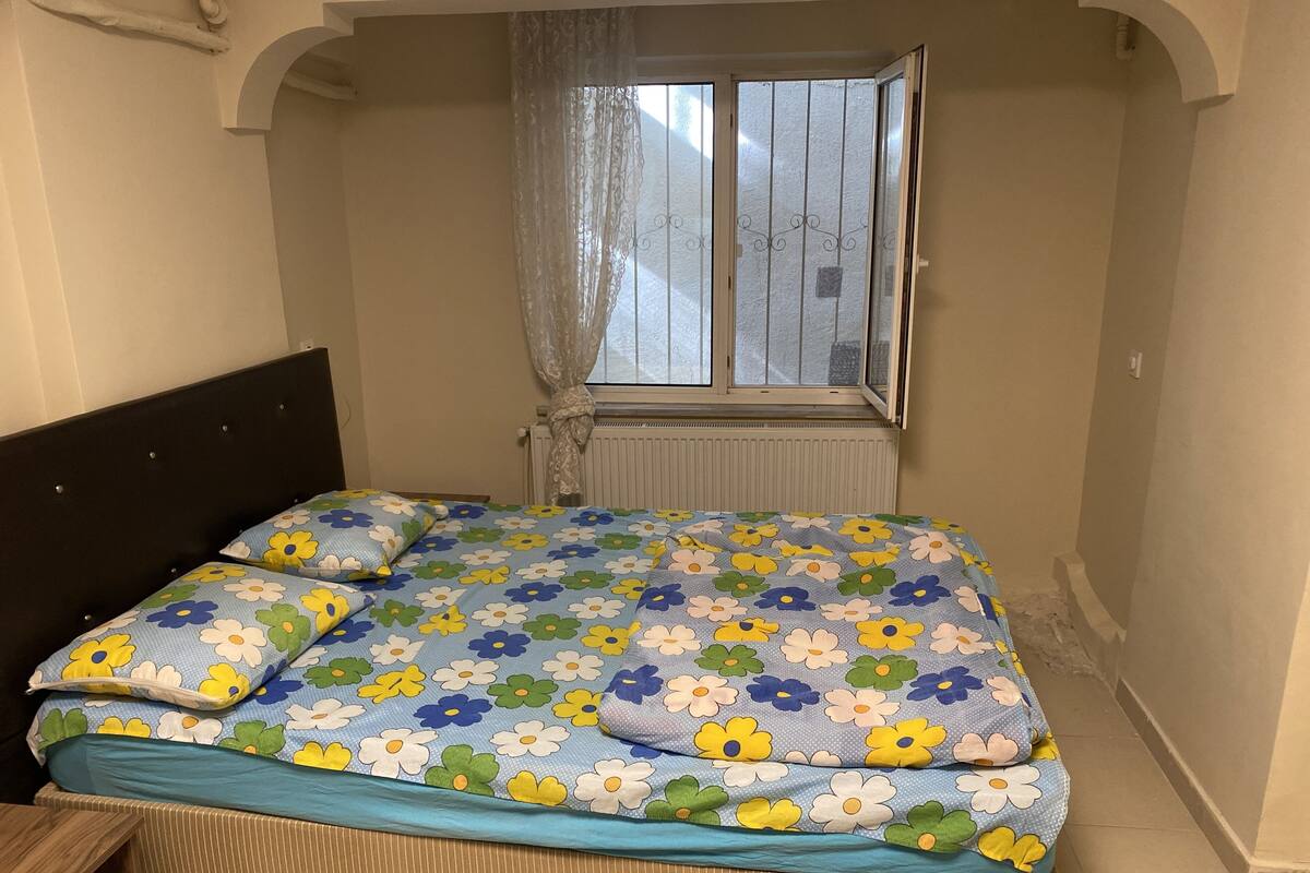 Apartemen Keluarga | 2 kamar tidur, setrika/meja setrika, Wi-Fi gratis, dan seprai linen